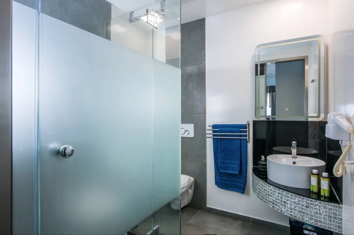 Screen Shot 2025-01-20 at 14.57.21 Screen Shot 2025-01-20 at 14.57.21