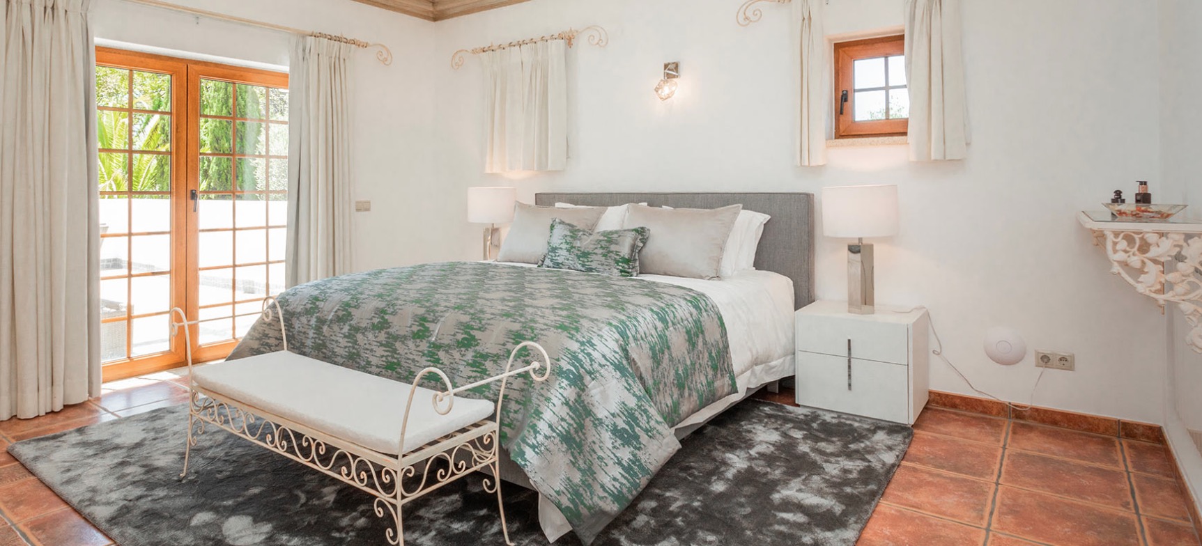 Luxury-Villa-Living-Villa-Aguiar-Quinta-Verde-Portugal-18