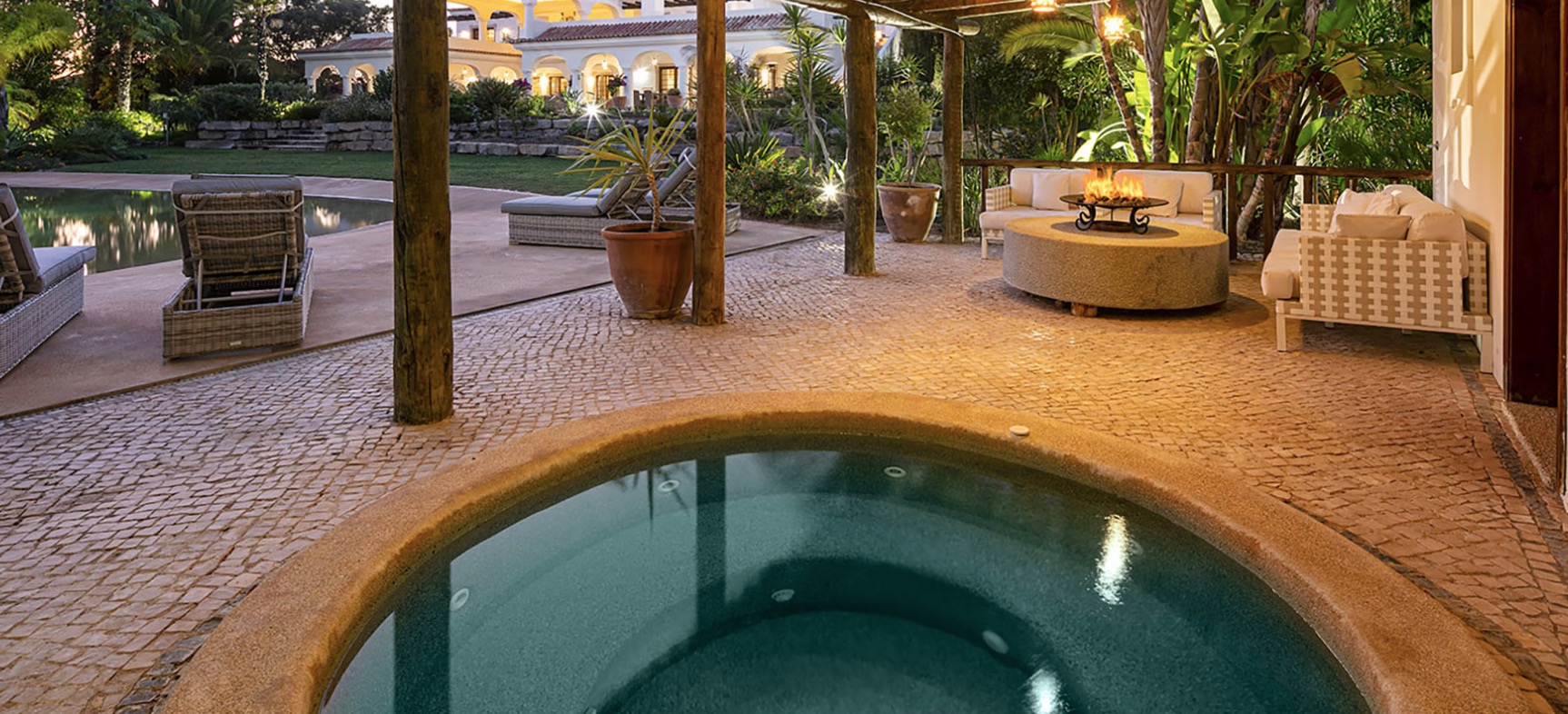 Luxury-Villa-Living-Villa-Aguiar-Quinta-Verde-Portugal-8