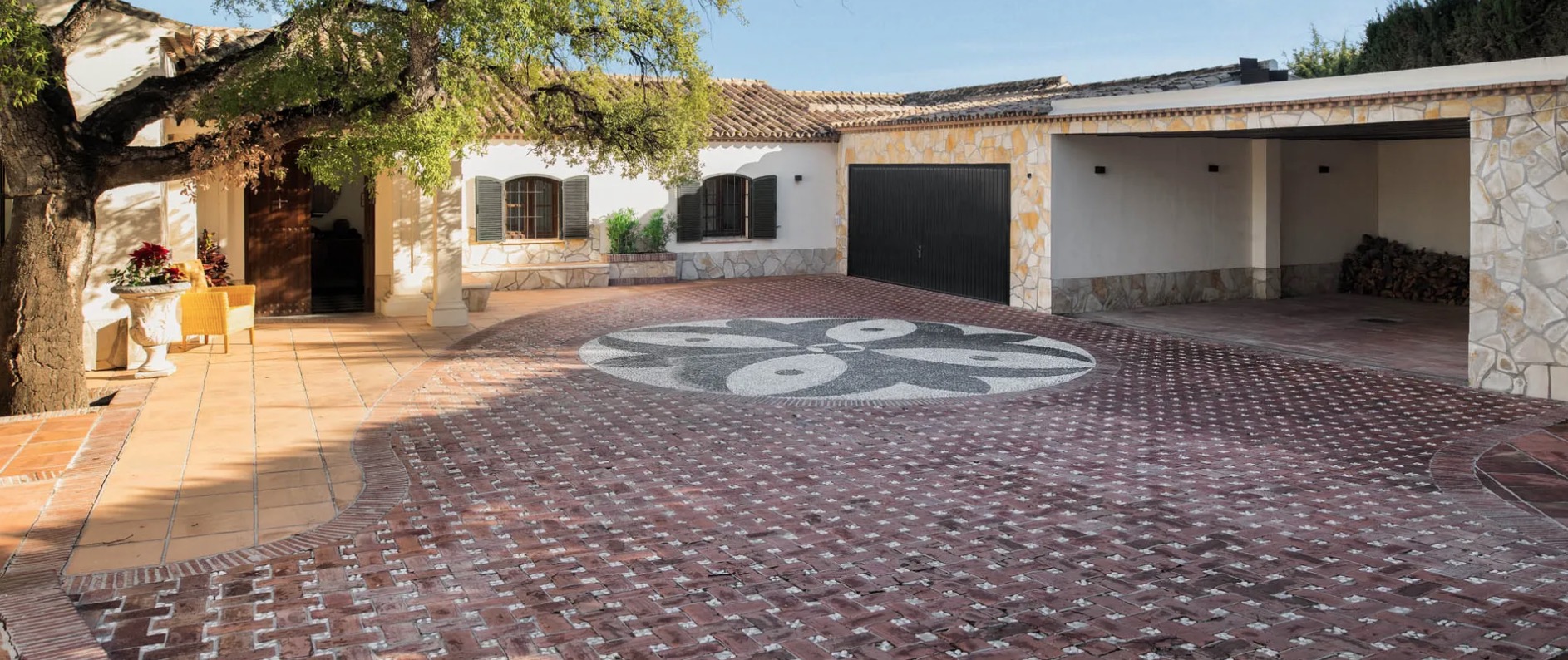 Luxury-Villa-Living-Villa-De Boinville-Spain10
