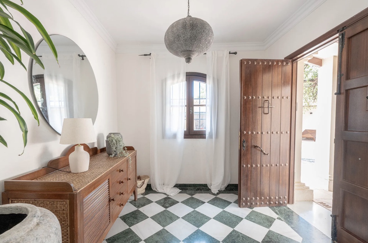 Luxury-Villa-Living-Villa-De Boinville-Spain11
