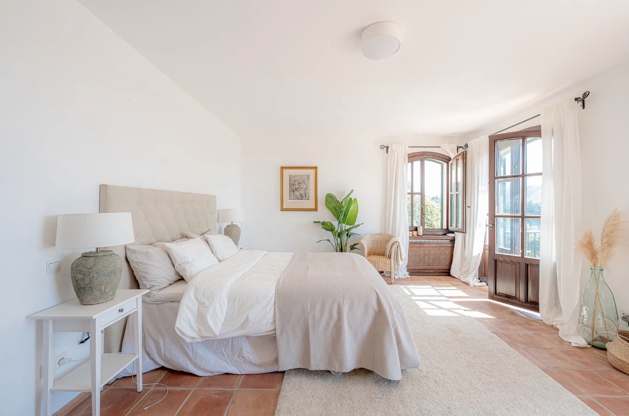 Luxury-Villa-Living-Villa-De Boinville-Spain20