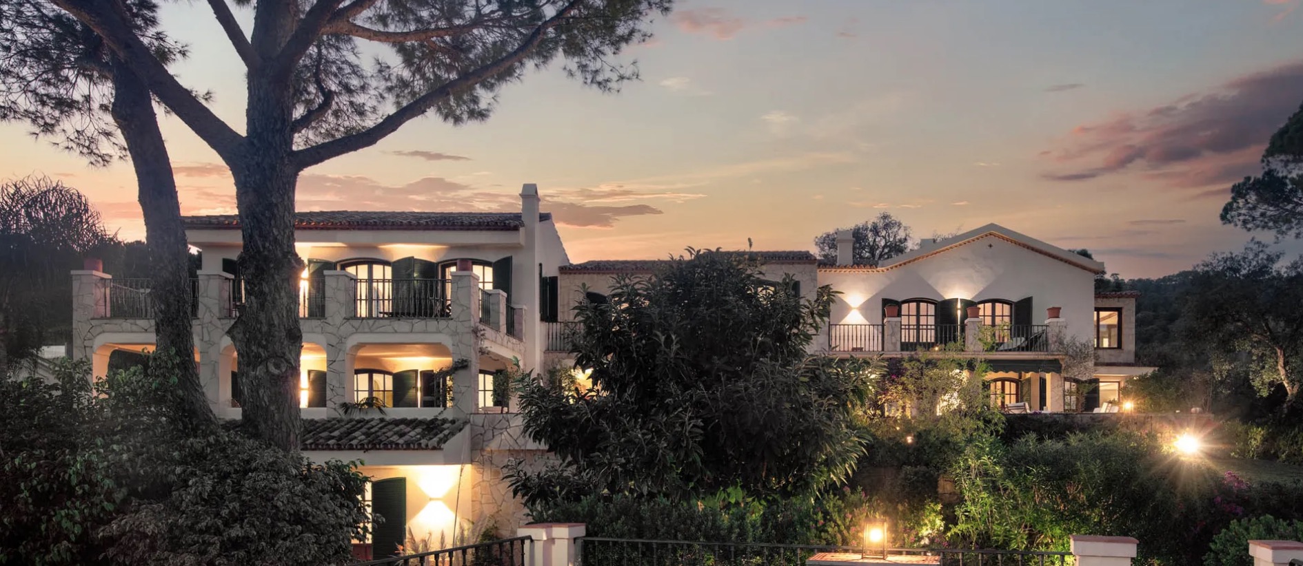 Luxury-Villa-Living-Villa-De Boinville-Spain3