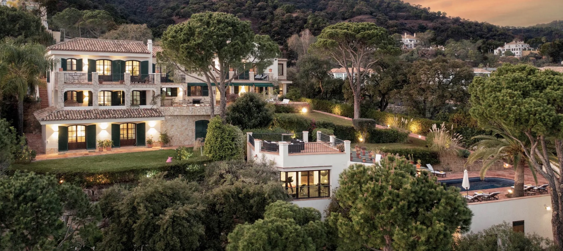 Luxury-Villa-Living-Villa-De Boinville-Spain4