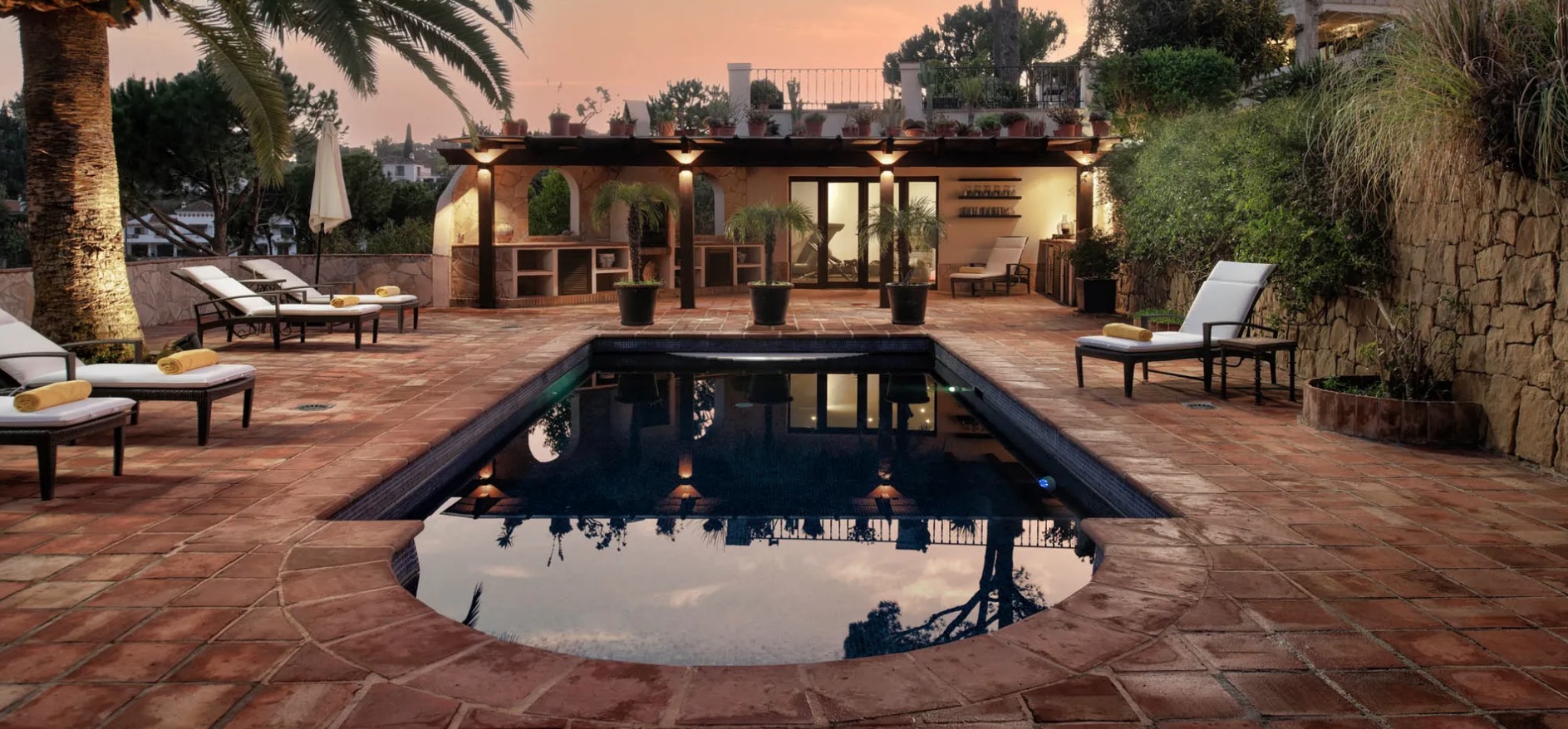 Luxury-Villa-Living-Villa-De Boinville-Spain5