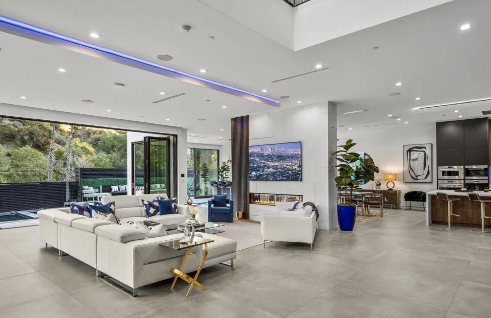 Screenshot 2025-04-23 at 13.41.03