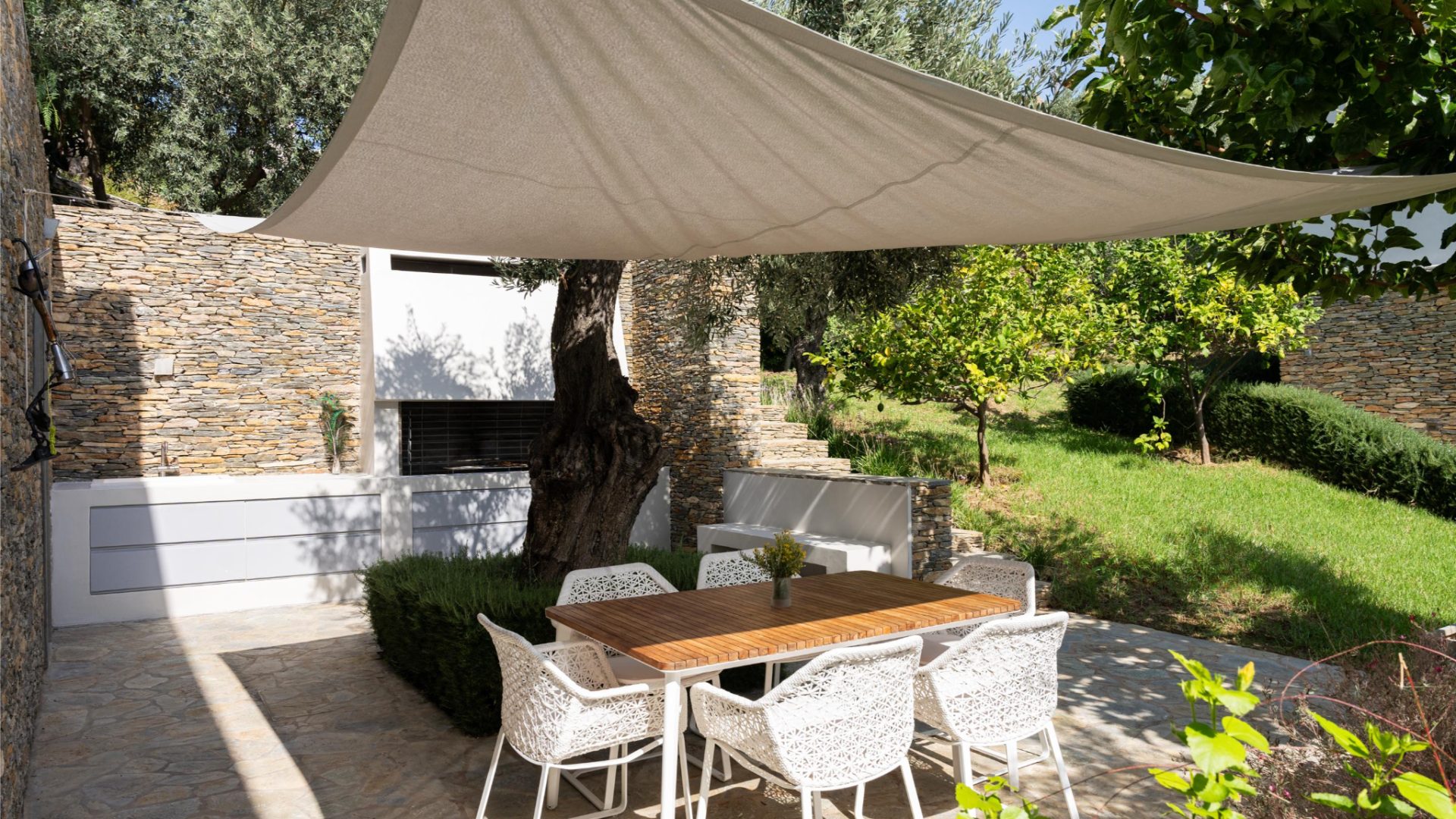 luxury-villa-living-acutus-skiathos-23