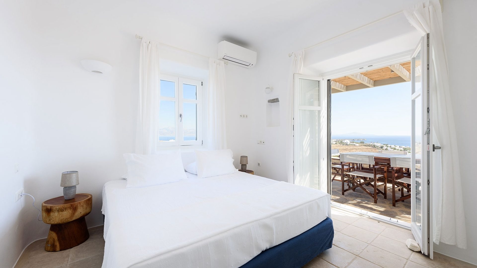 luxury-villa-living-fidelis-paros-12