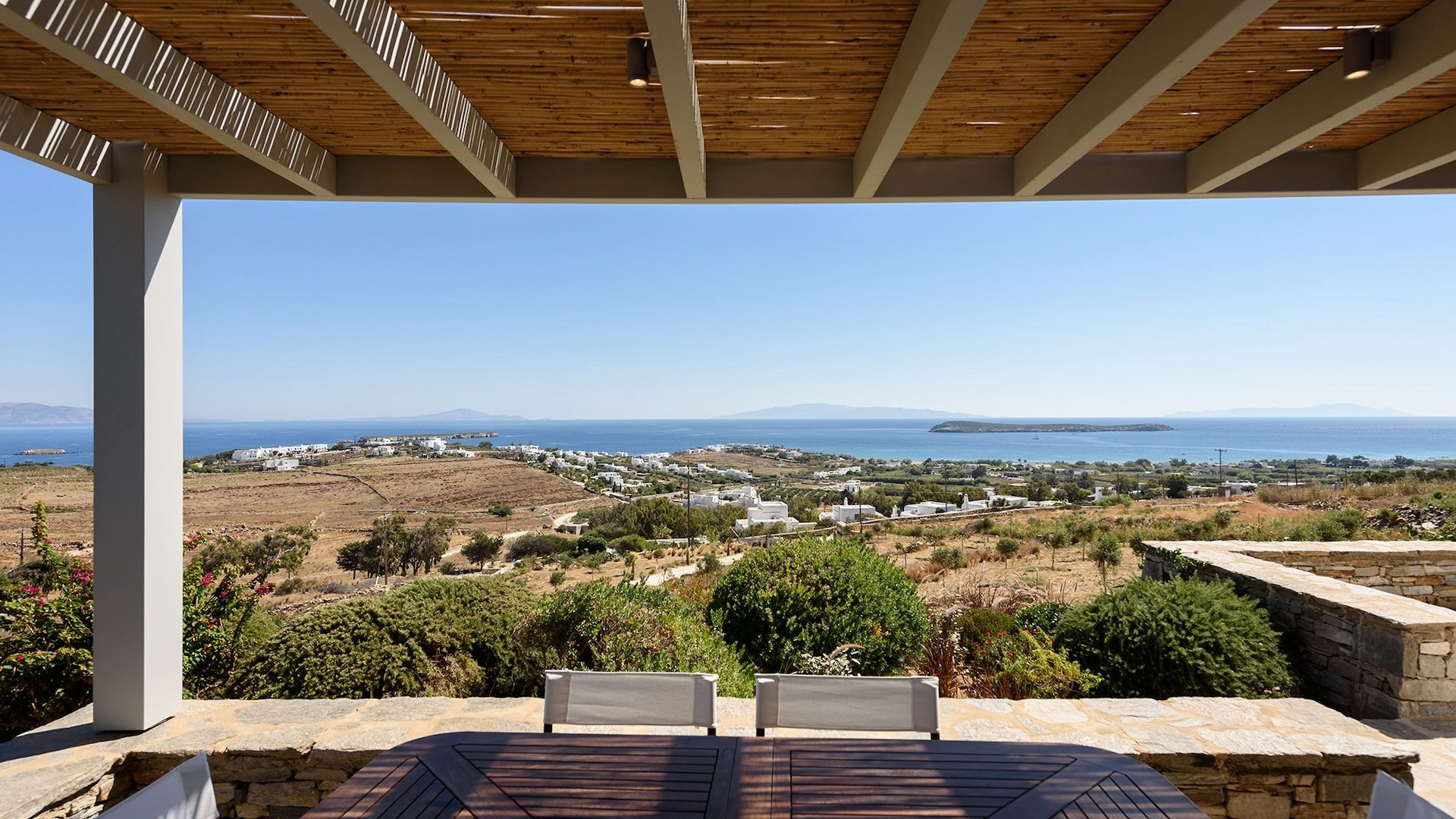 luxury-villa-living-fidelis-paros-13