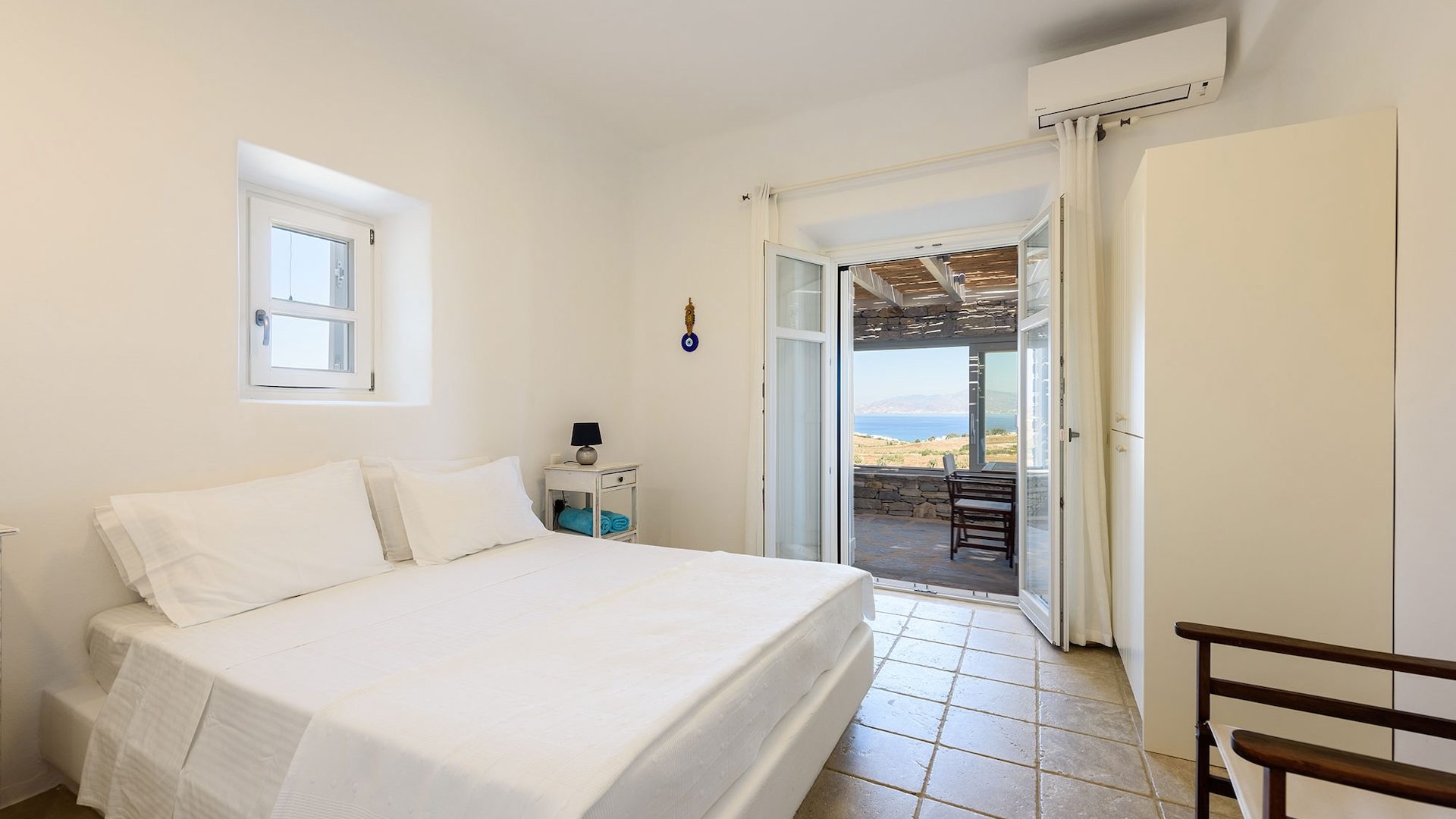 luxury-villa-living-fidelis-paros-14