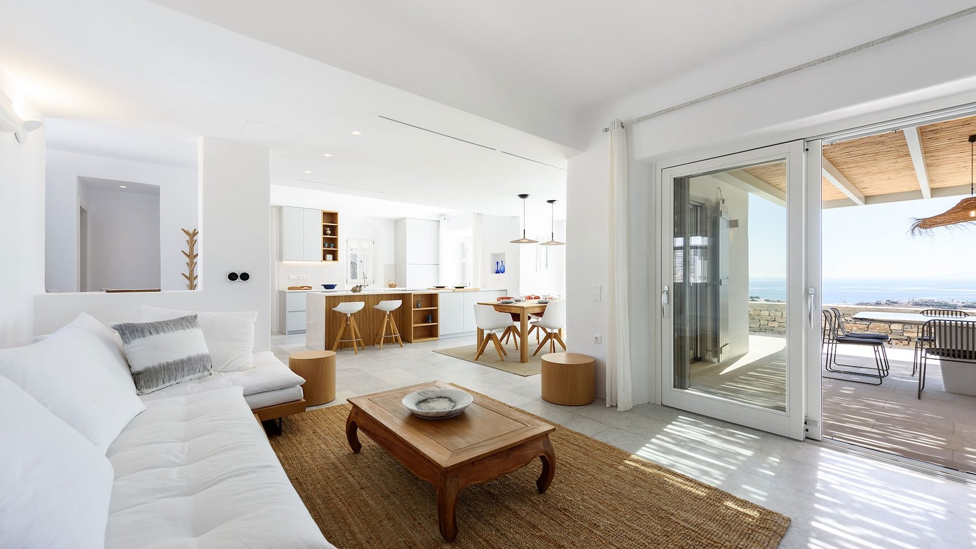 luxury-villa-living-fidelis-paros-6