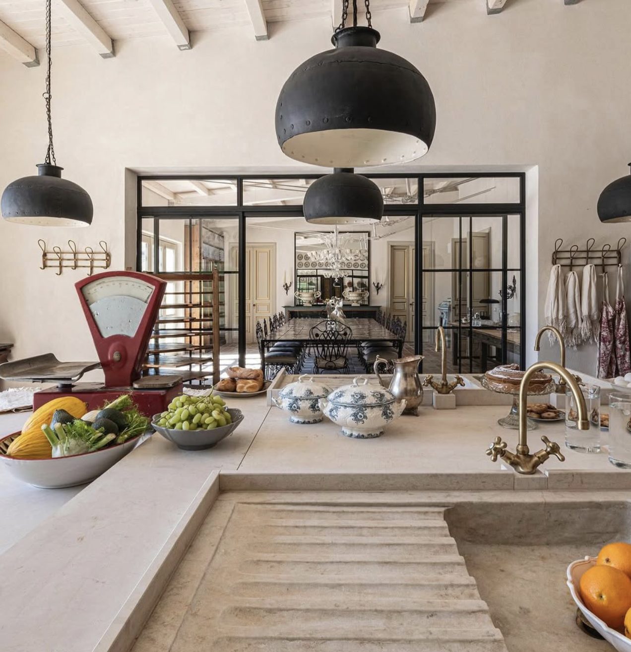 Luxury-Villa-Living-The-Filming-Villas-Villa-Ricci-Sicily-Italy22 Luxury-Villa-Living-The-Filming-Villas-Villa-Ricci-Sicily-Italy22