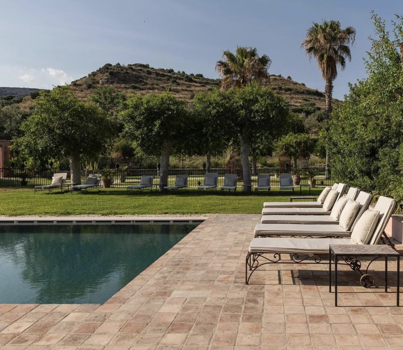 Luxury-Villa-Living-The-Filming-Villas-Villa-Ricci-Sicily-Italy25 Luxury-Villa-Living-The-Filming-Villas-Villa-Ricci-Sicily-Italy25