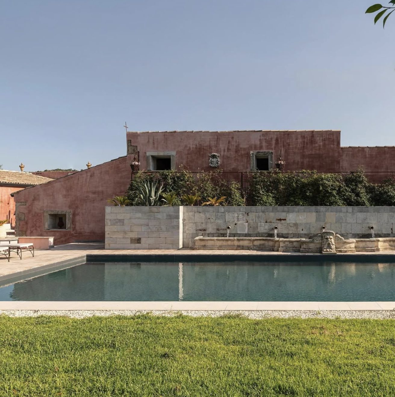 Luxury-Villa-Living-The-Filming-Villas-Villa-Ricci-Sicily-Italy27 Luxury-Villa-Living-The-Filming-Villas-Villa-Ricci-Sicily-Italy27