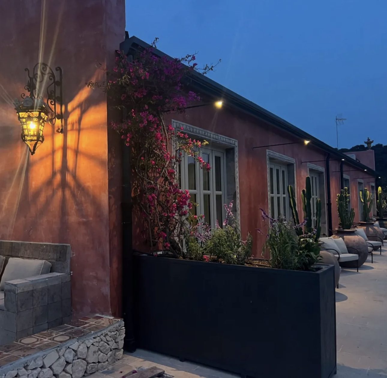 Luxury-Villa-Living-The-Filming-Villas-Villa-Ricci-Sicily-Italy3 Luxury-Villa-Living-The-Filming-Villas-Villa-Ricci-Sicily-Italy3