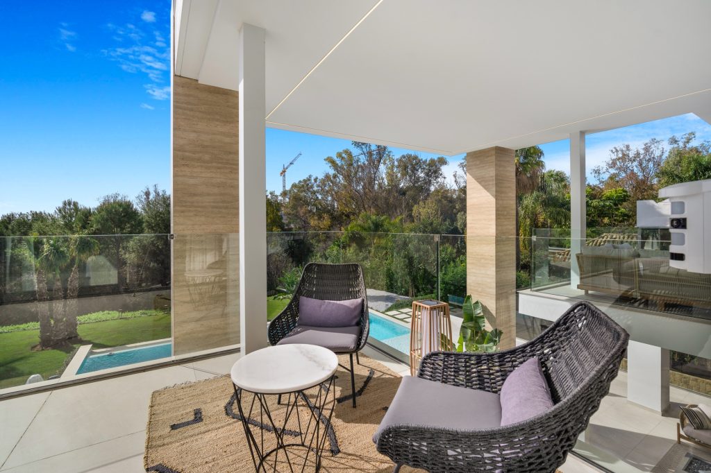 luxury-villa-living-villa-hunter-marbella-spain-11