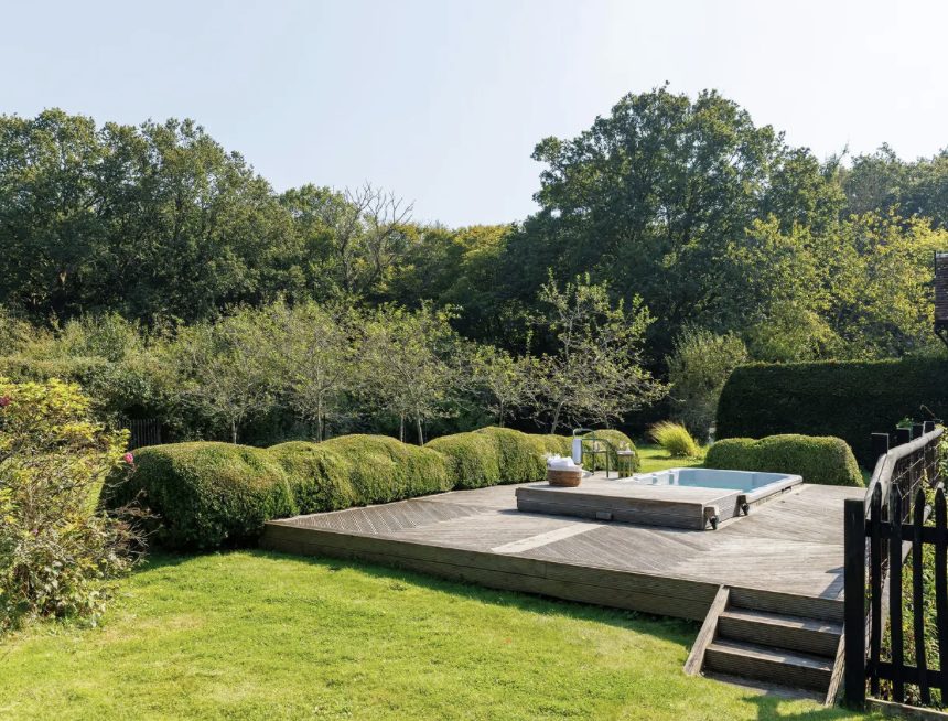 Luxury-Villa-Living-Foxlink-UK2