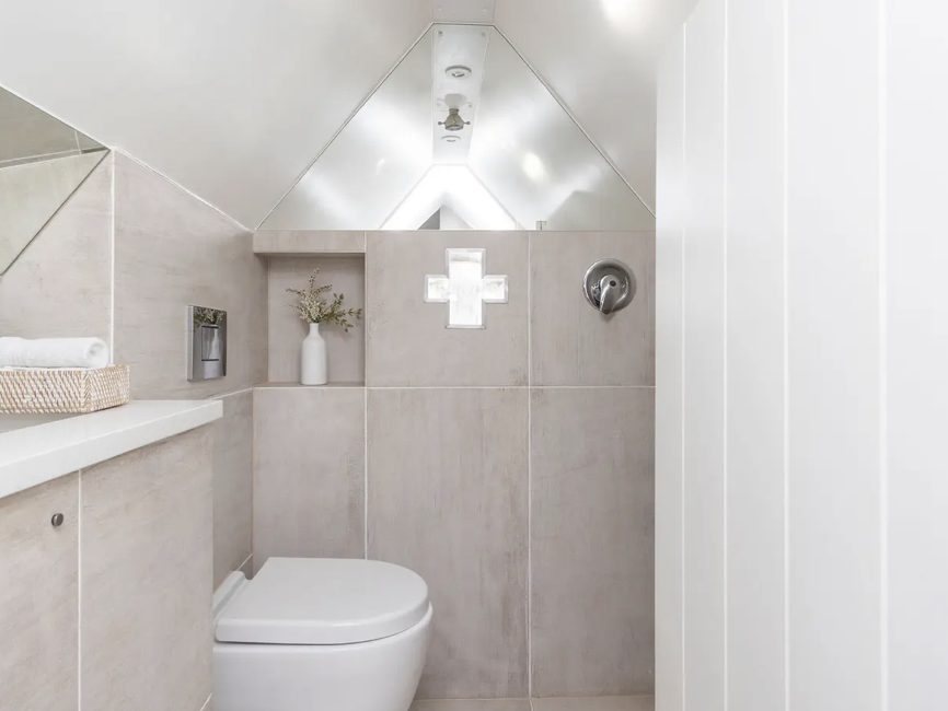 Luxury-Villa-Living-Foxlink-UK24