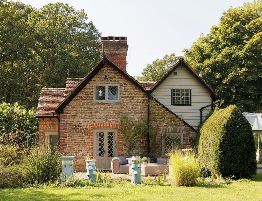 Luxury-Villa-Living-Foxlink-UK32