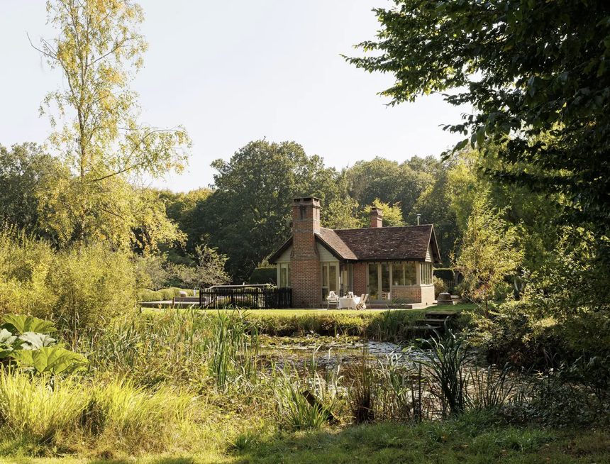 Luxury-Villa-Living-Foxlink-UK40