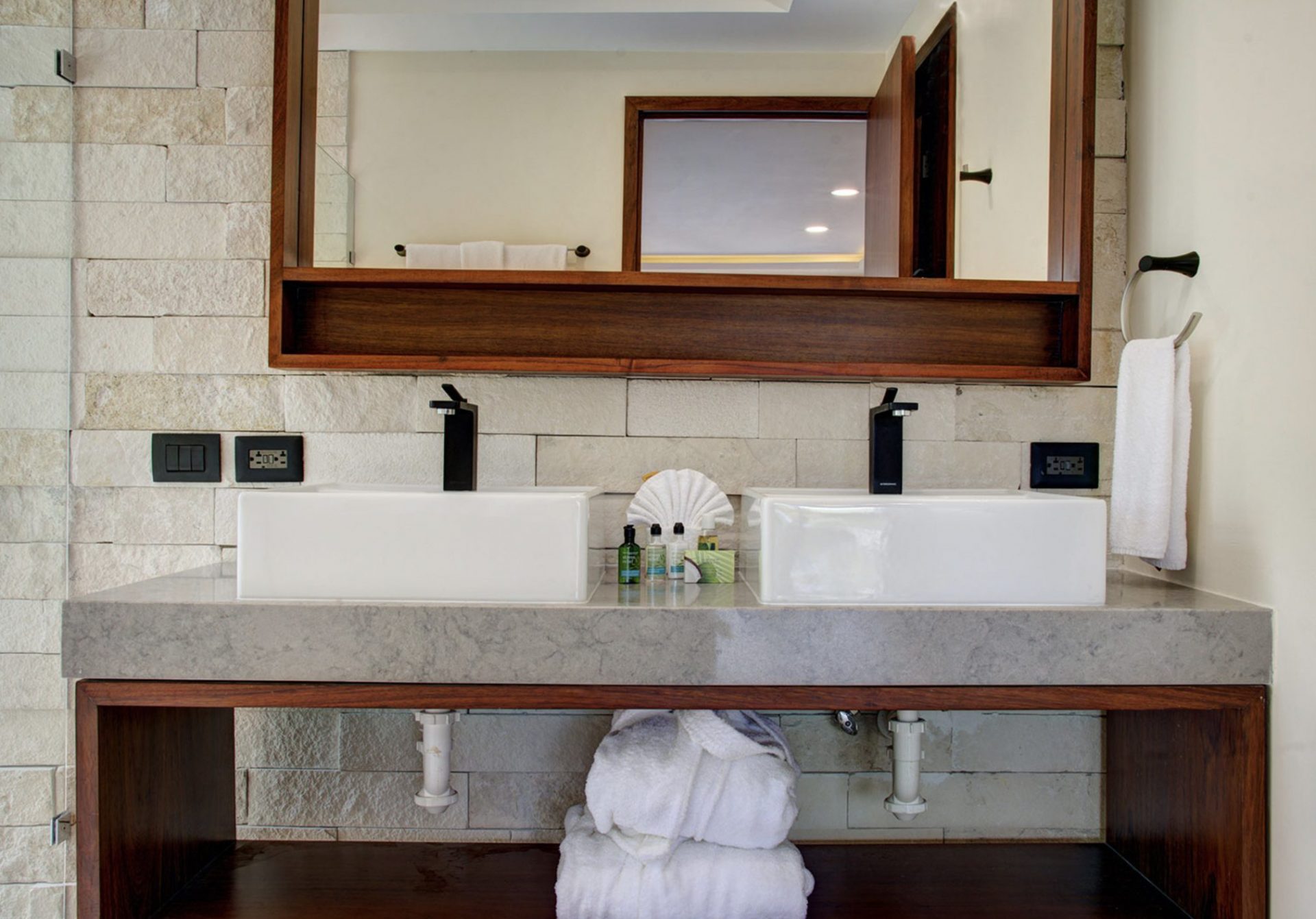 Luxury-Villa-Living-Playacar-Vista-Estate-Mexico83 Luxury-Villa-Living-Playacar-Vista-Estate-Mexico83