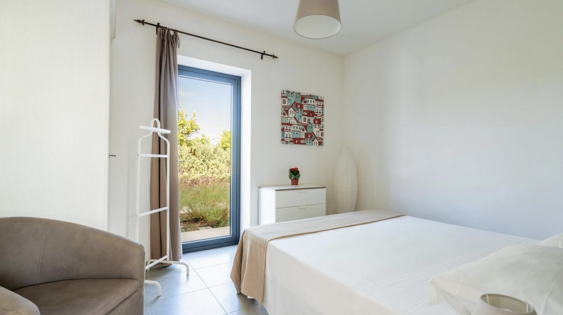 Luxury-Villa-Living-The-Filming-Villas-Villa-Lenci-Sicily-Italy12