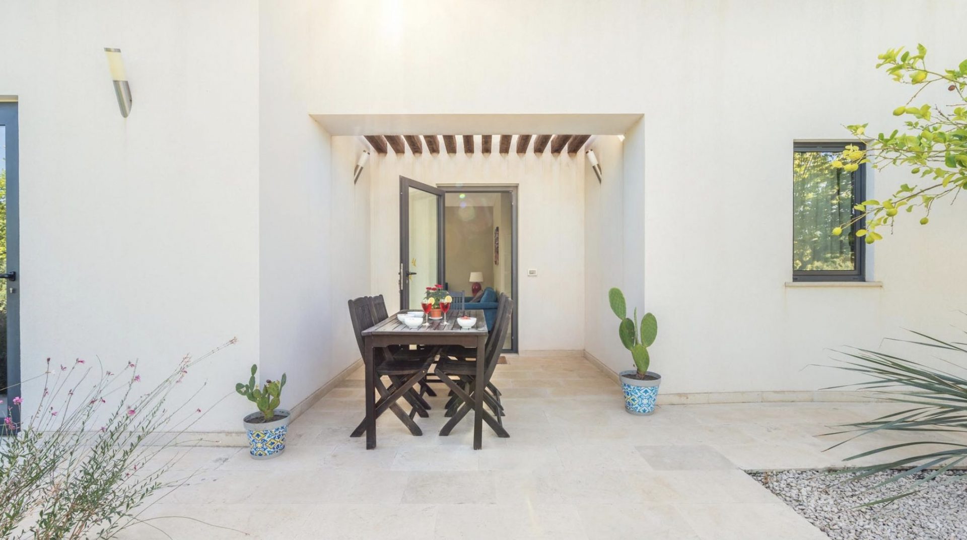 Luxury-Villa-Living-The-Filming-Villas-Villa-Lenci-Sicily-Italy16