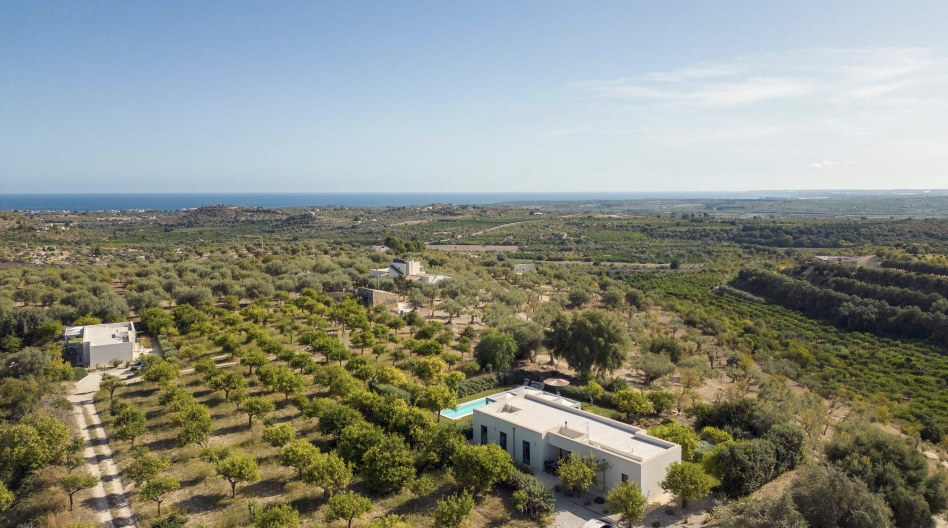 Luxury-Villa-Living-The-Filming-Villas-Villa-Lenci-Sicily-Italy25