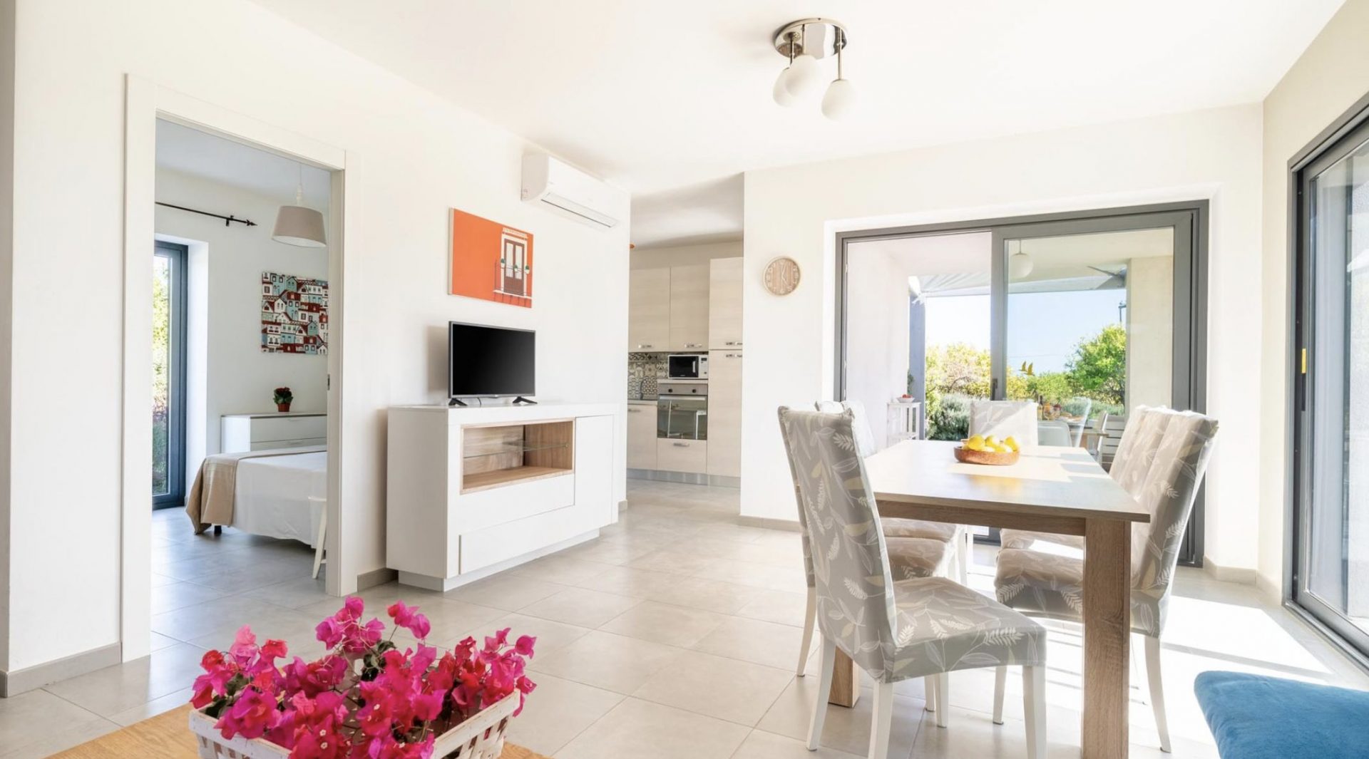 Luxury-Villa-Living-The-Filming-Villas-Villa-Lenci-Sicily-Italy7