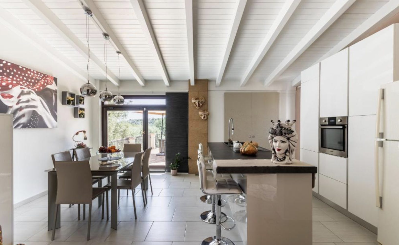 Luxury-Villa-Living-The-Filming-Villas-Villa-Monaco-Sicily-Italy1