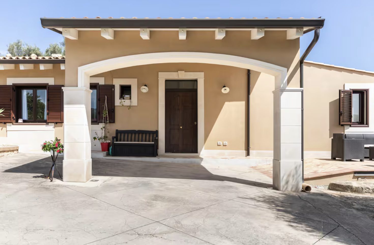 Luxury-Villa-Living-The-Filming-Villas-Villa-Monaco-Sicily-Italy50