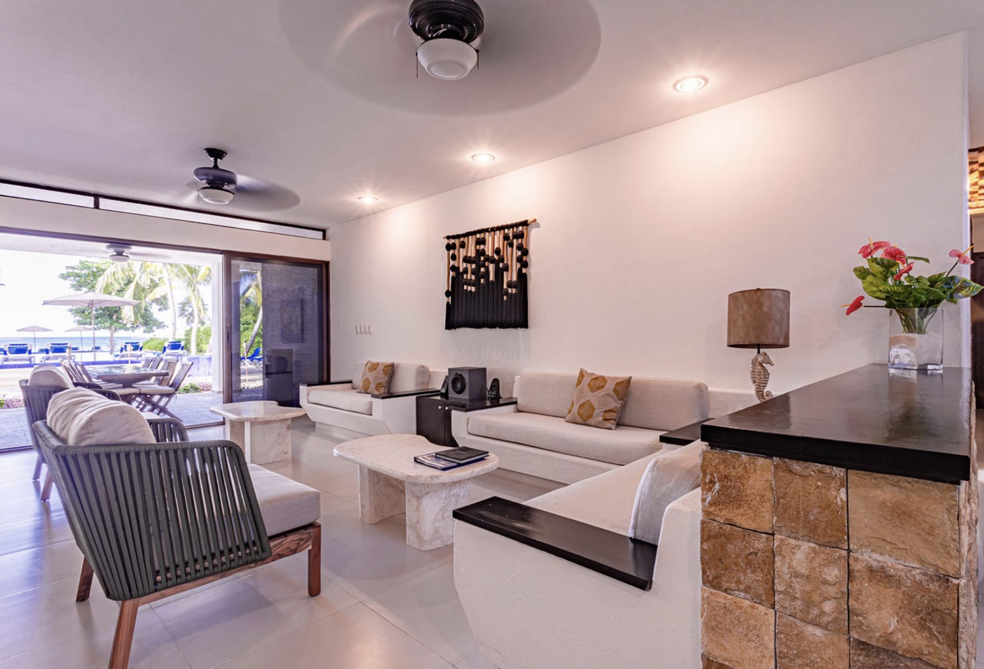 Luxury-Villa-Living-Villa-Bellmar-Mexico32