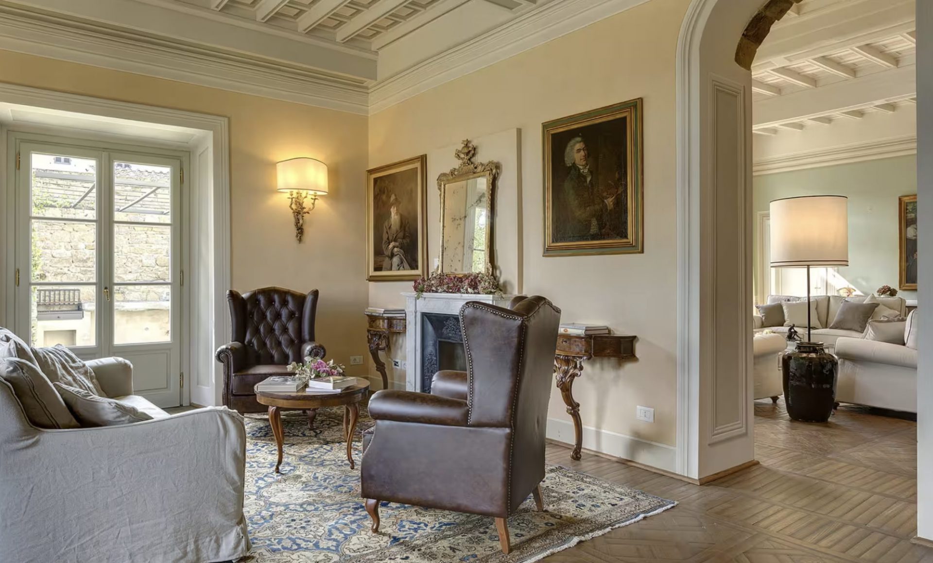 Luxury-Villa-Living-Villa-Tuscany-Italy11