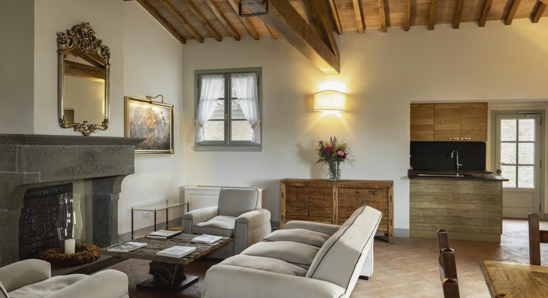 Luxury-Villa-Living-Villa-Tuscany-Italy27