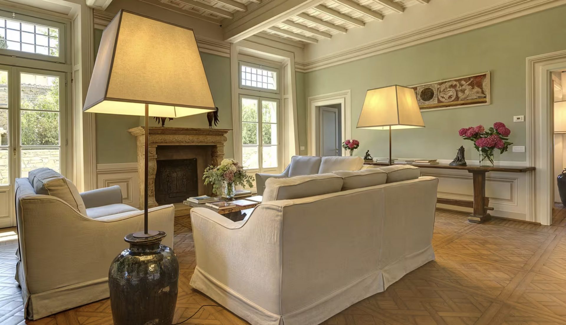 Luxury-Villa-Living-Villa-Tuscany-Italy6