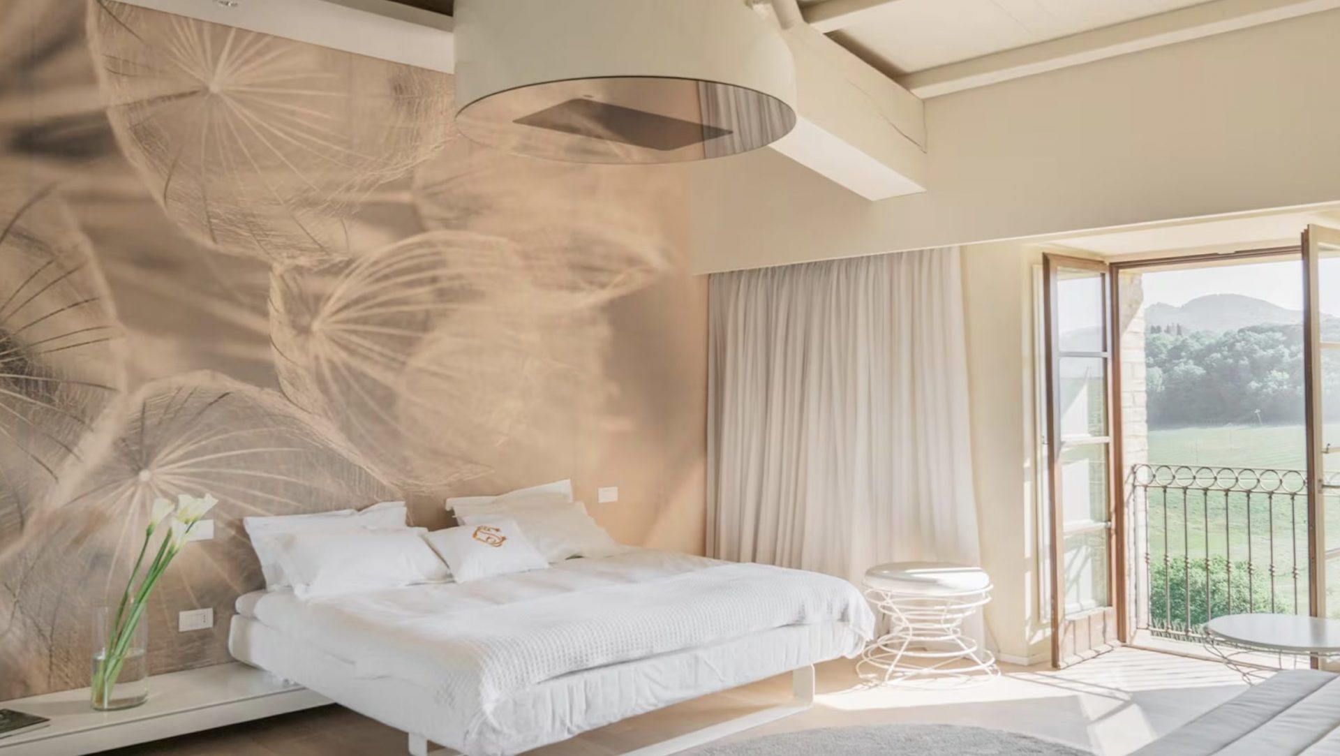 Luxury-Villa-Living-Villa-Umbria-Italy16