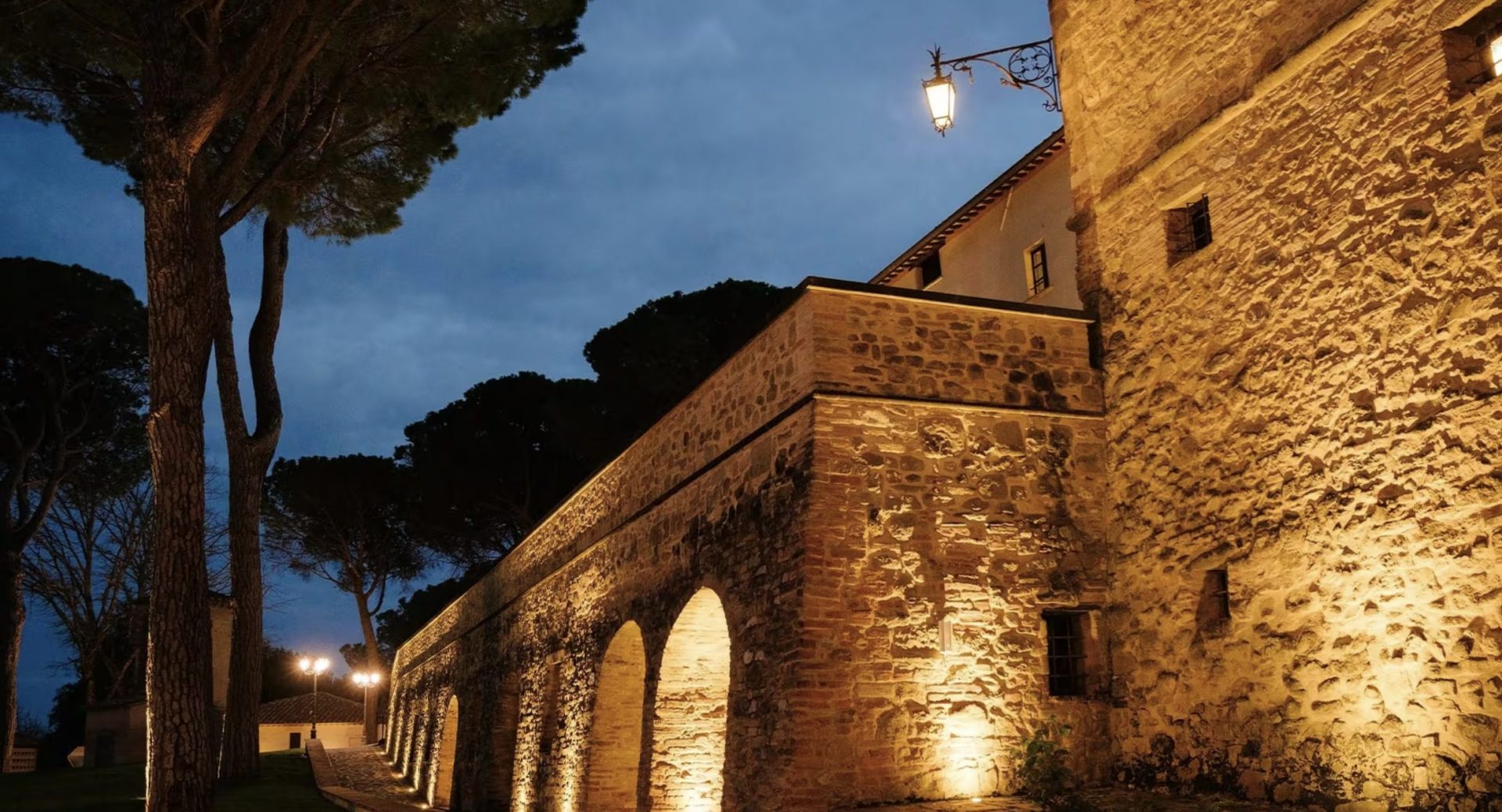 Luxury-Villa-Living-Villa-Umbria-Italy35