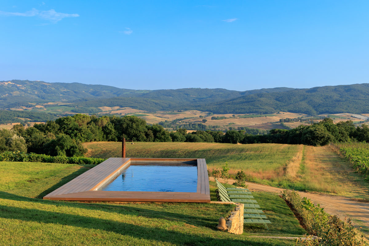 luxury-villa-living-villa-julian-montalcino-tuscany-italy-2