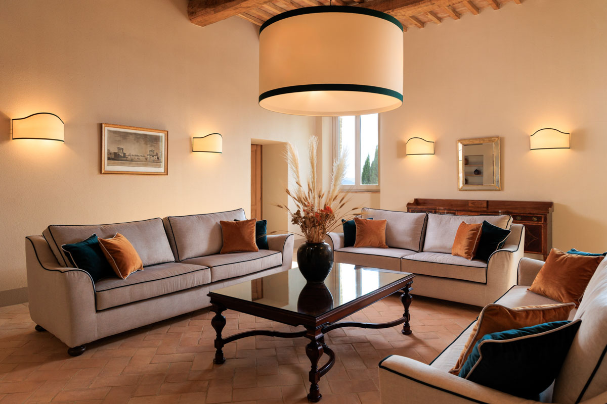 luxury-villa-living-villa-julian-montalcino-tuscany-italy-3