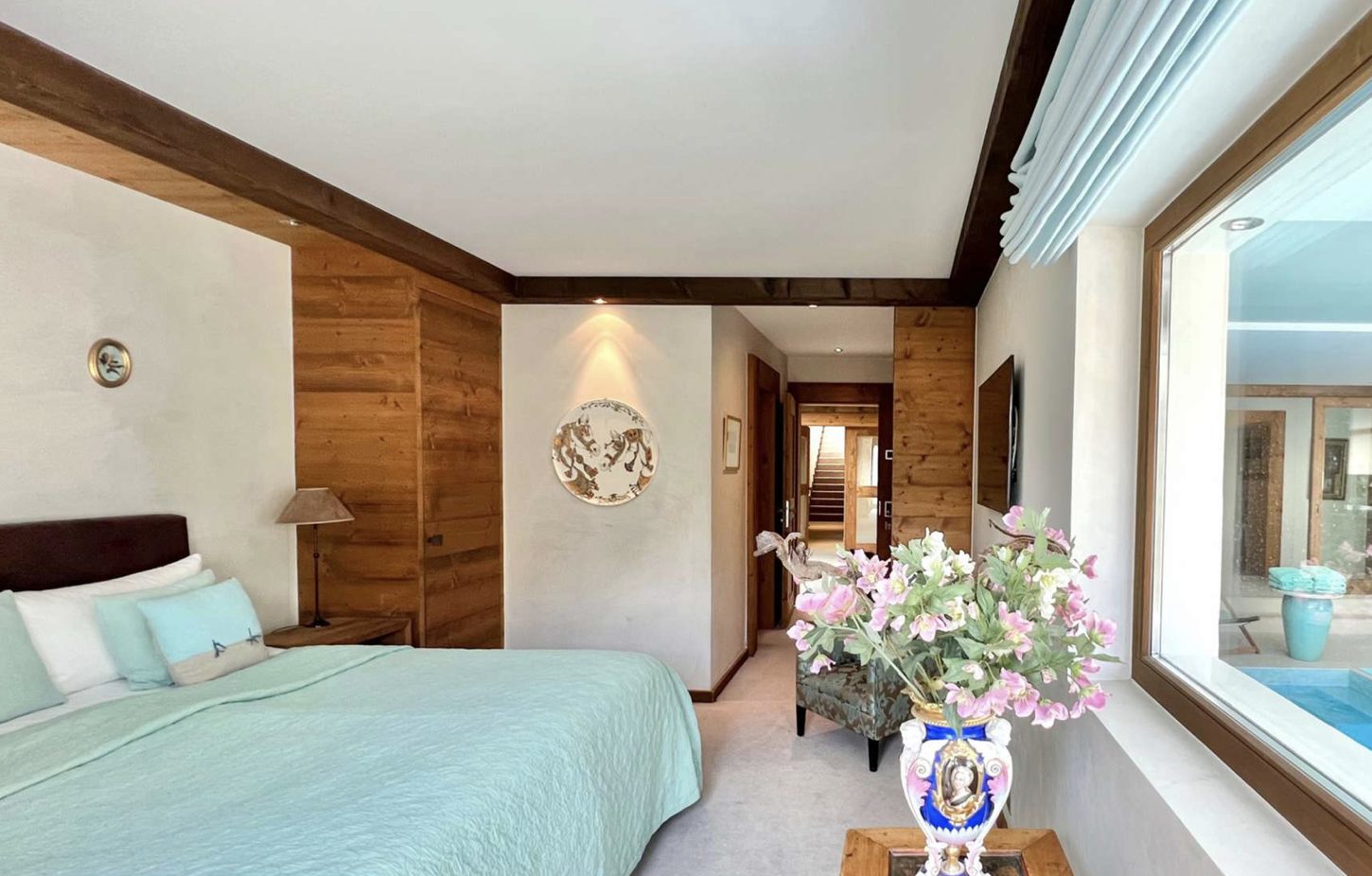 Luxury-Villa-Living-Chalet-Bissen-Gstaad-Switzerland23