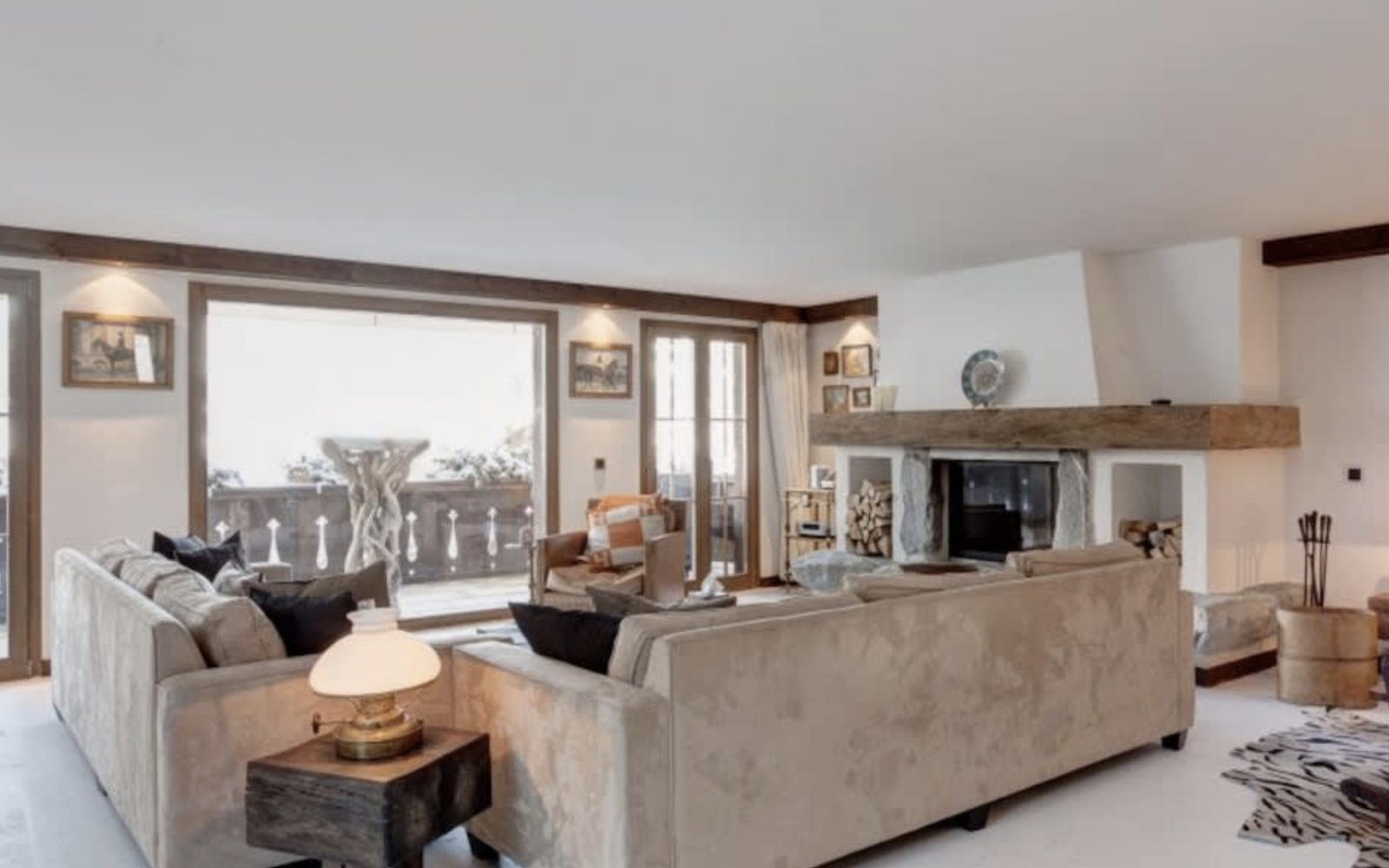 Luxury-Villa-Living-Chalet-Bissen-Gstaad-Switzerland44