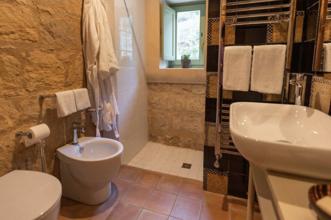 Luxury-Villa-Living-Villa-Gisira-Sicily-Italy-14