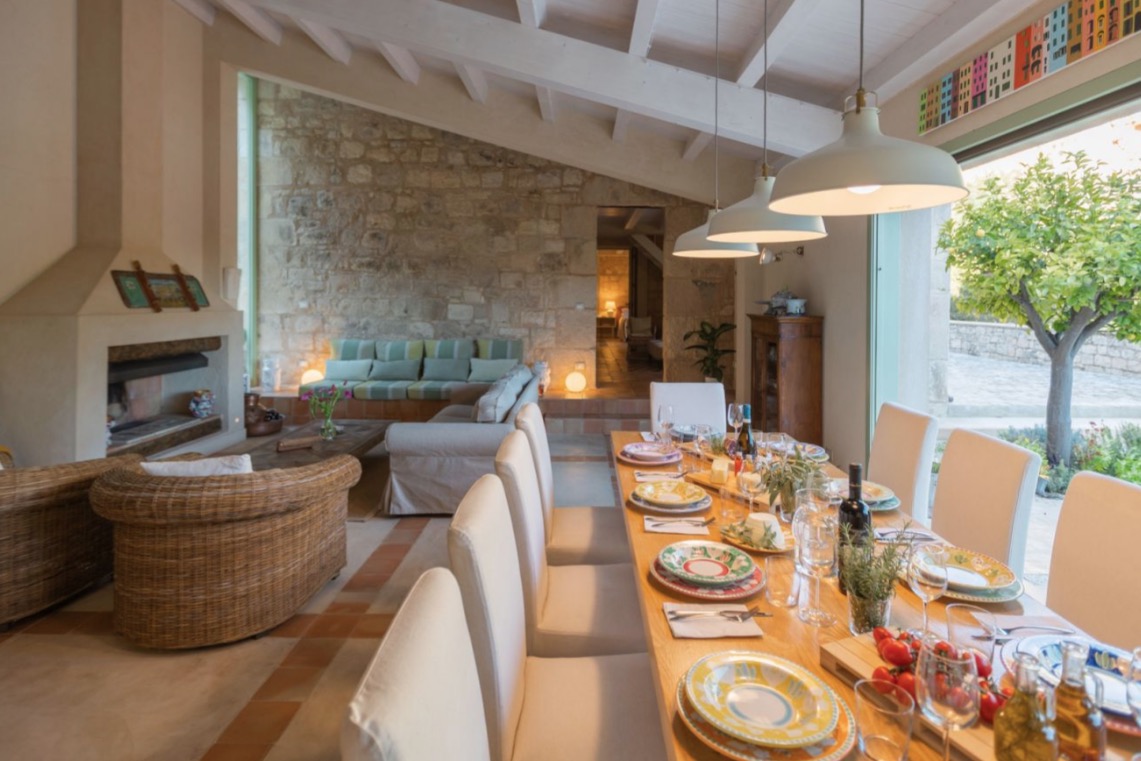 Luxury-Villa-Living-Villa-Gisira-Sicily-Italy-7