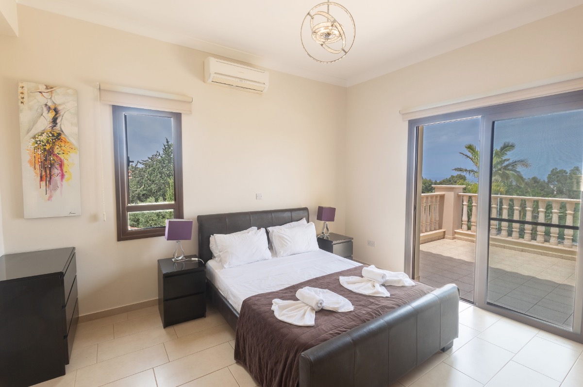Luxury-Villa-Living-Villa-Panetta-Cyprus-11