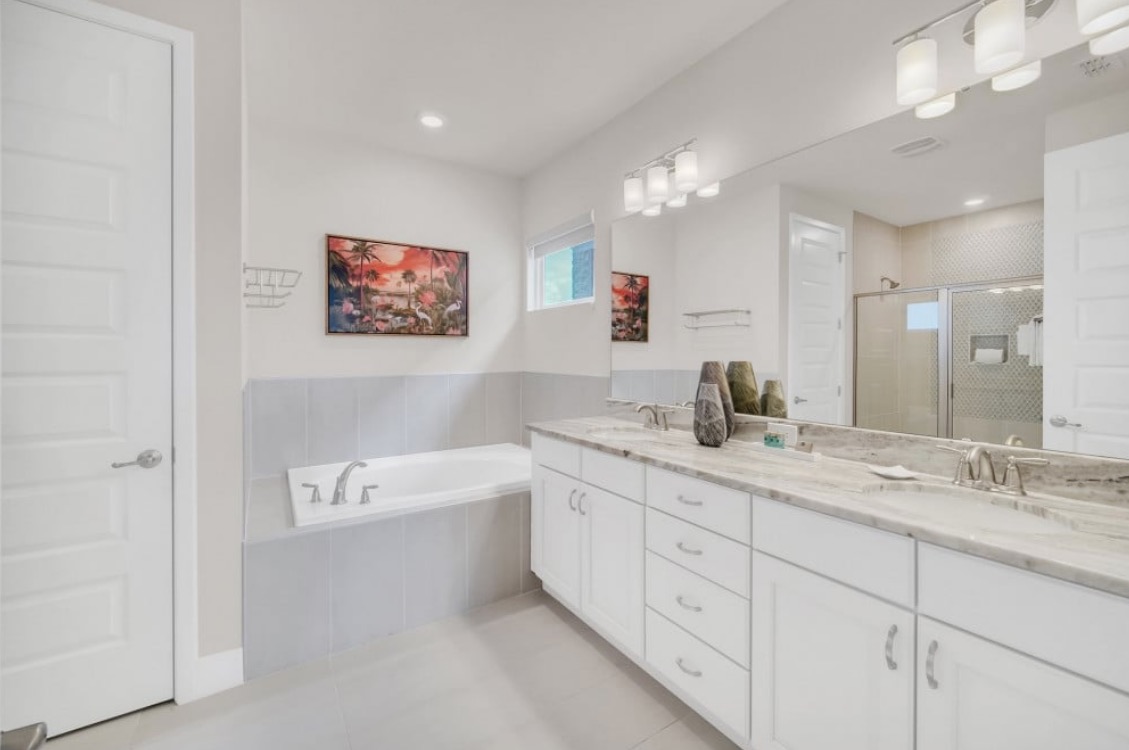 Luxury-Villa-Living-Villa-Titan-Reunion-Resort-Bears-Den-Orlando-Florida-16