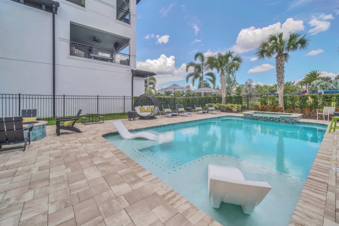 Luxury-Villa-Living-Villa-Titan-Reunion-Resort-Bears-Den-Orlando-Florida-26