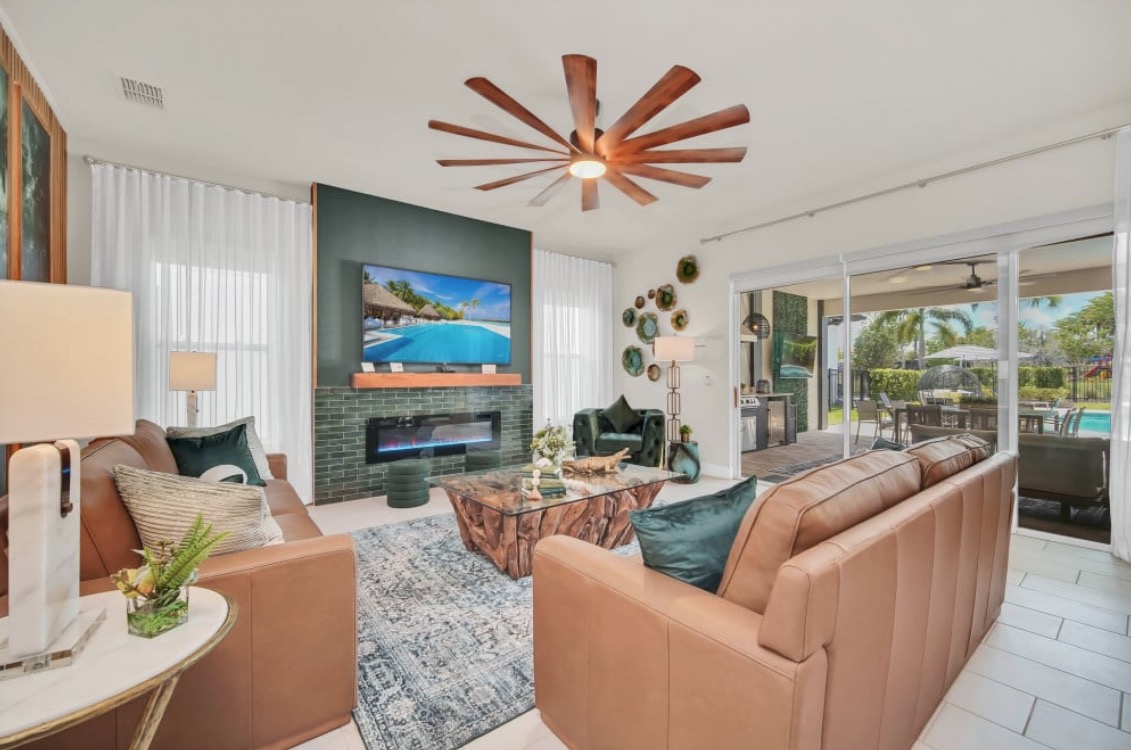 Luxury-Villa-Living-Villa-Titan-Reunion-Resort-Bears-Den-Orlando-Florida-7