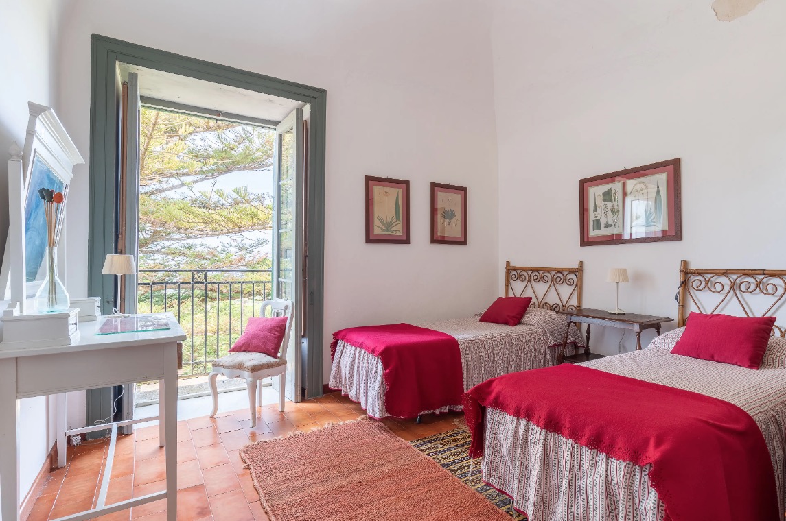 Luxury-Villa-Living-Villa-Trapani-Sicily-Italy-10
