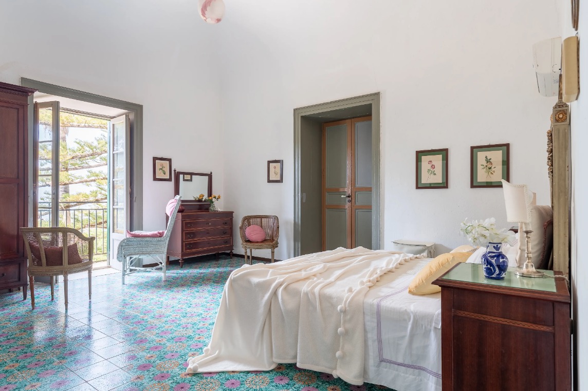 Luxury-Villa-Living-Villa-Trapani-Sicily-Italy-15