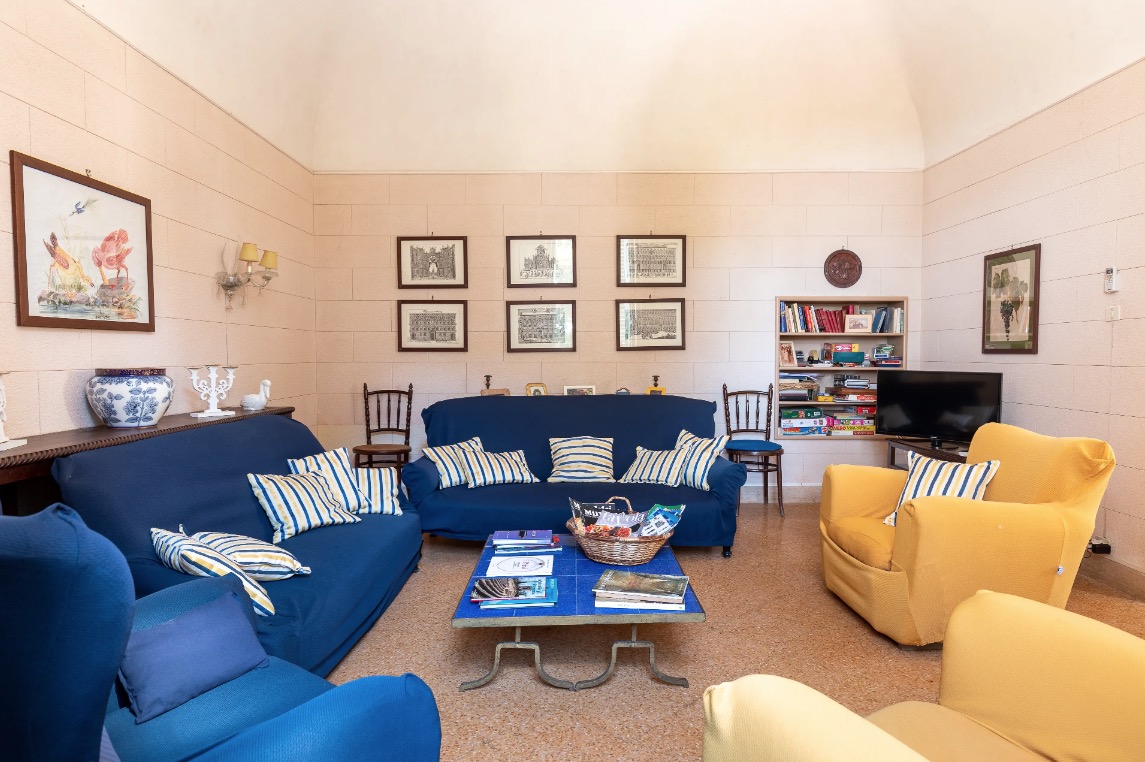 Luxury-Villa-Living-Villa-Trapani-Sicily-Italy-3